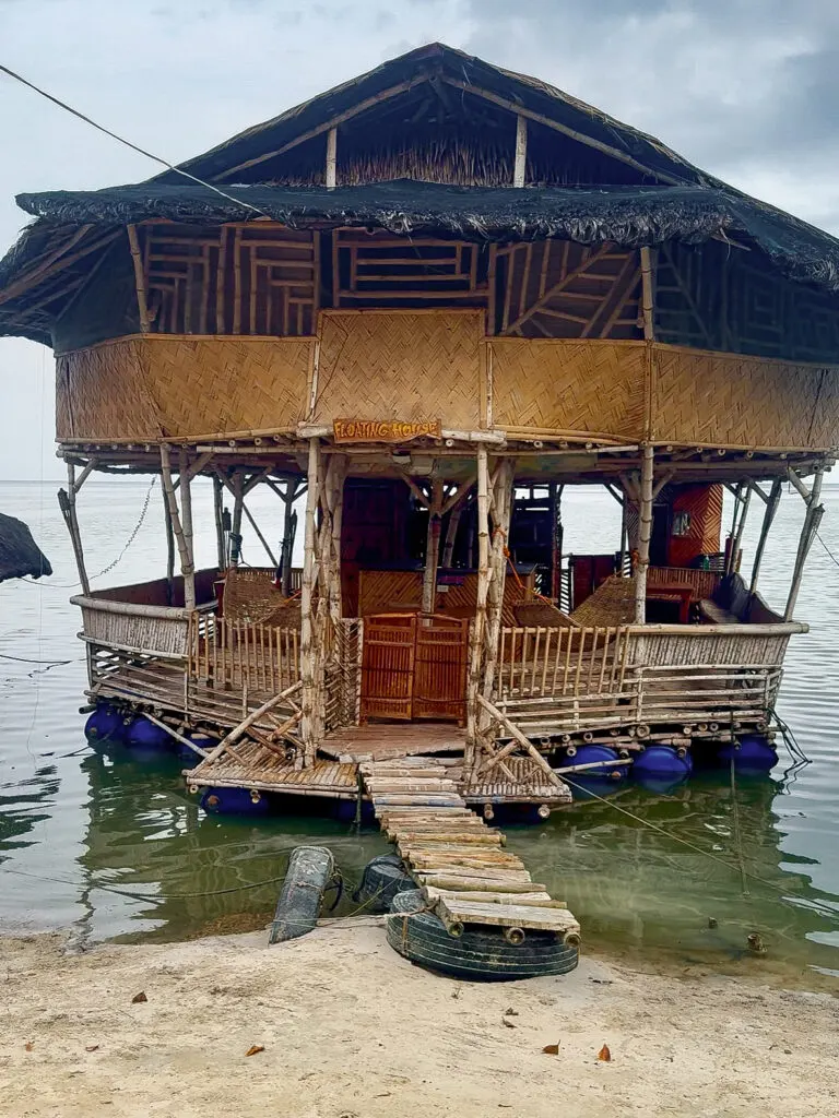 Floating house Puerto Princesa