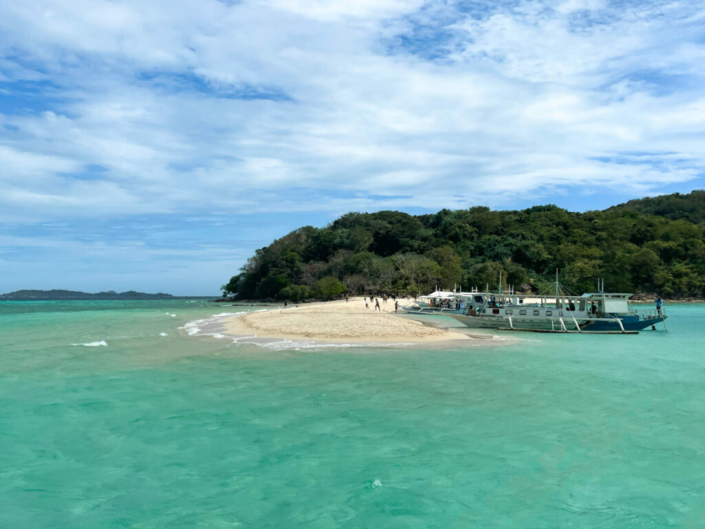 Ditaytayan Beach Banc de sable Coron Palawan