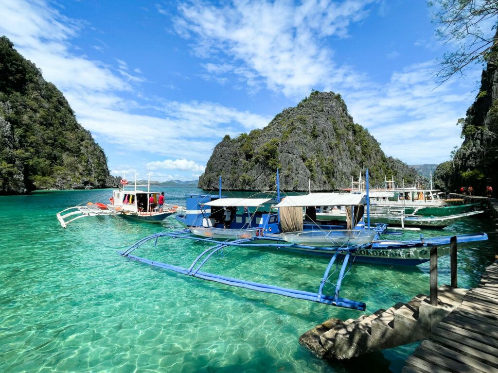 Kayangan Lake Bangka Island Hopping Coron Palawan