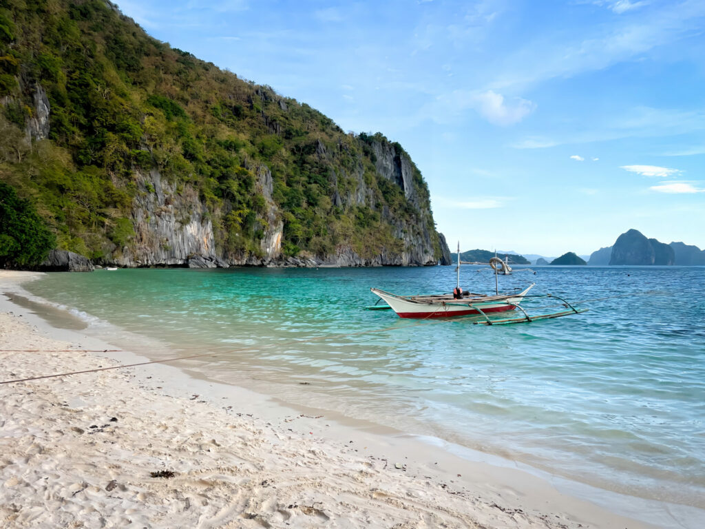 Papaya Beach Island Hopping El Nido Palawan