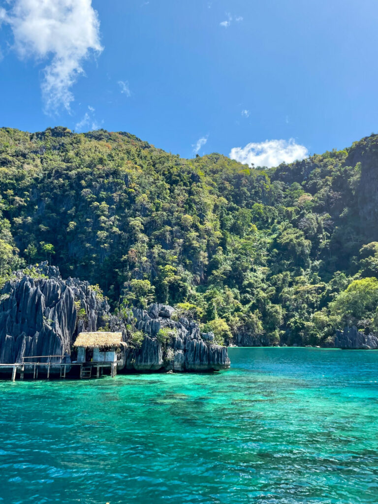 Island Hopping Kayangan Lake Coron