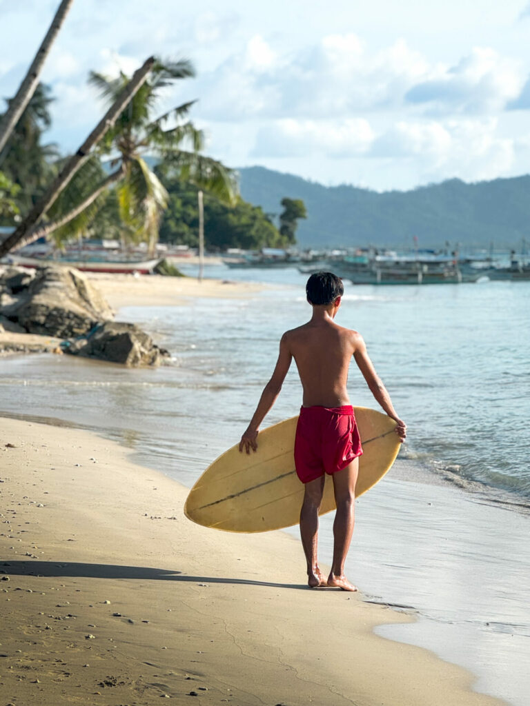 Surf San Vicente Palawan