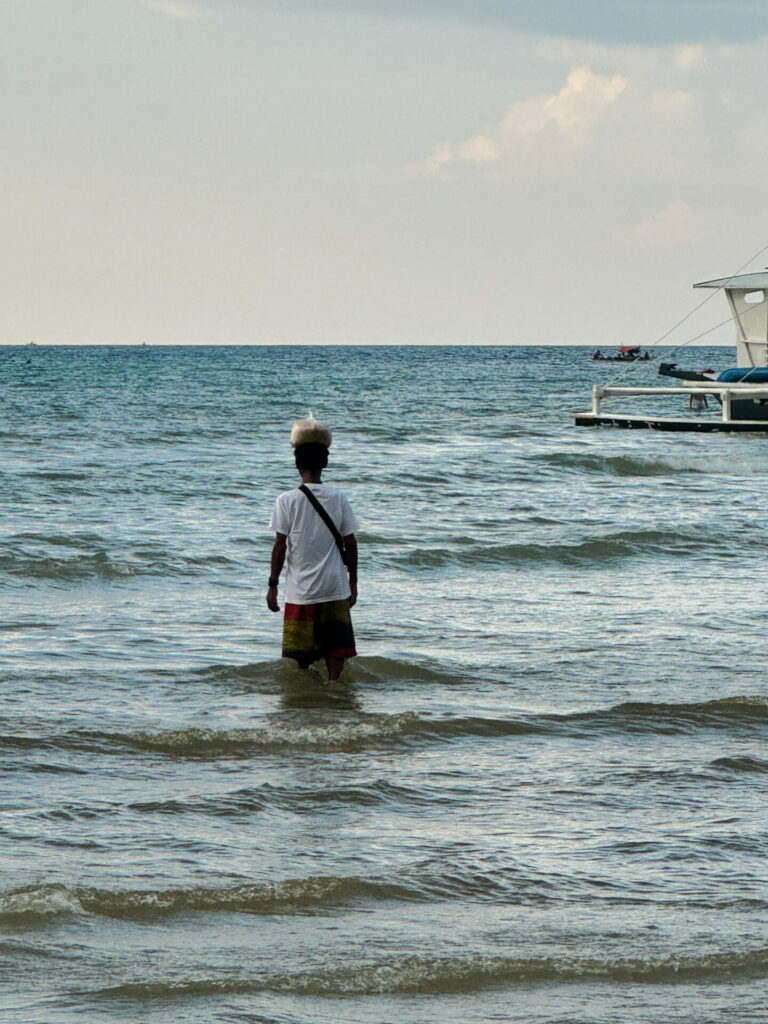Fisherman Port Barton